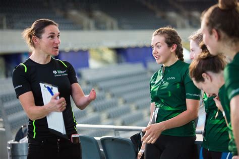 Škoda and Leo Burnett UK Inspire Female Cyclists with